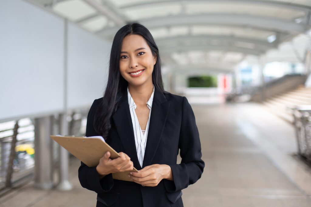 Portrait,Attractive,Professional,Asian,Business,Woman,Look,At,Camera,At